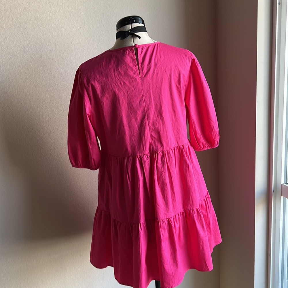 AQUA Bloomingdale’s pink poplin puff sleeve tiered dress - Picture 4 of 8